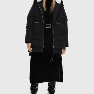 Elegant Black Puffer Coat for Women